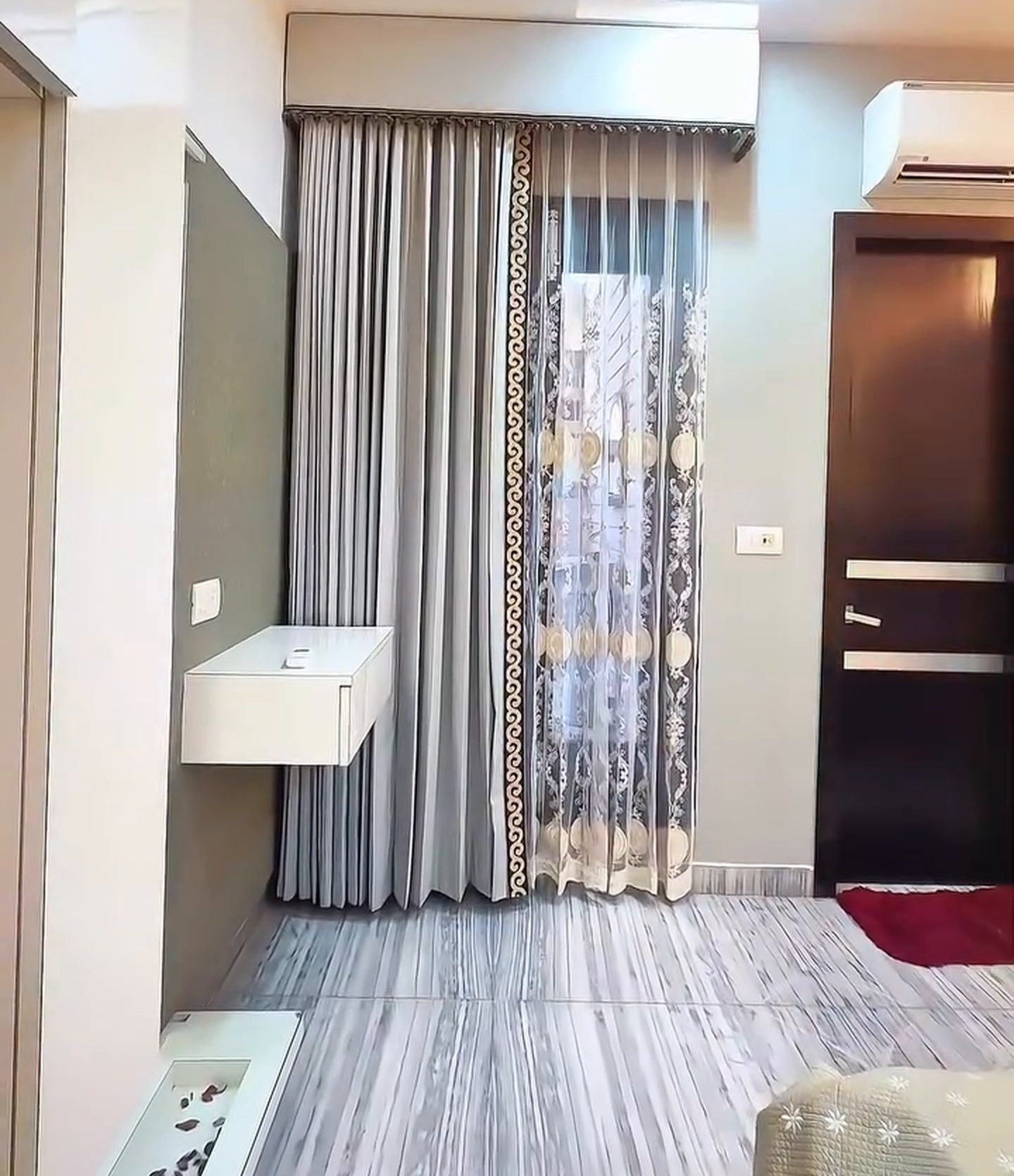 Finished curtain installation in a furnished room